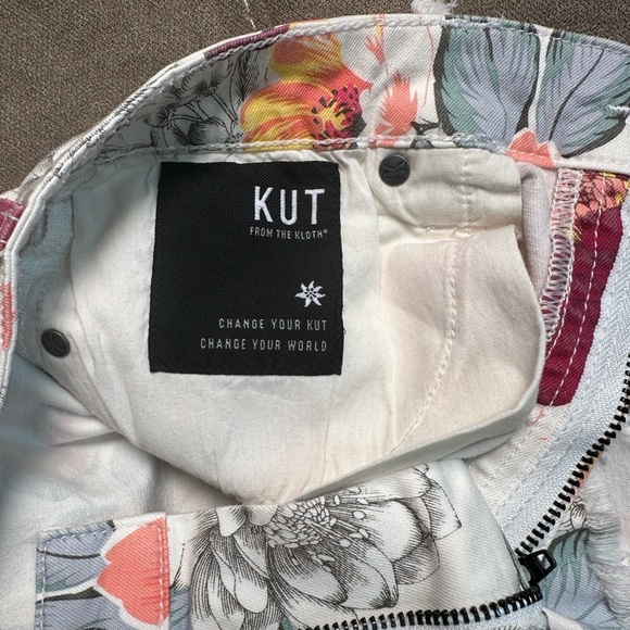 Kut from the Kloth Floral Jean Shorts - Pink and Gray - Picture 6 of 7